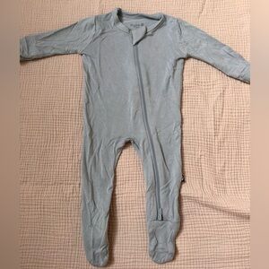 Newborn Kyte Baby footie in fog
